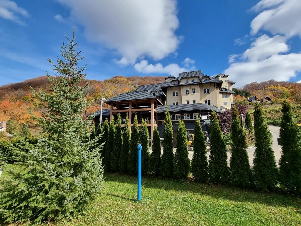Planinsko Jutro - Brzece Centar Apartments, Kopaonik Brzeće Exterior foto